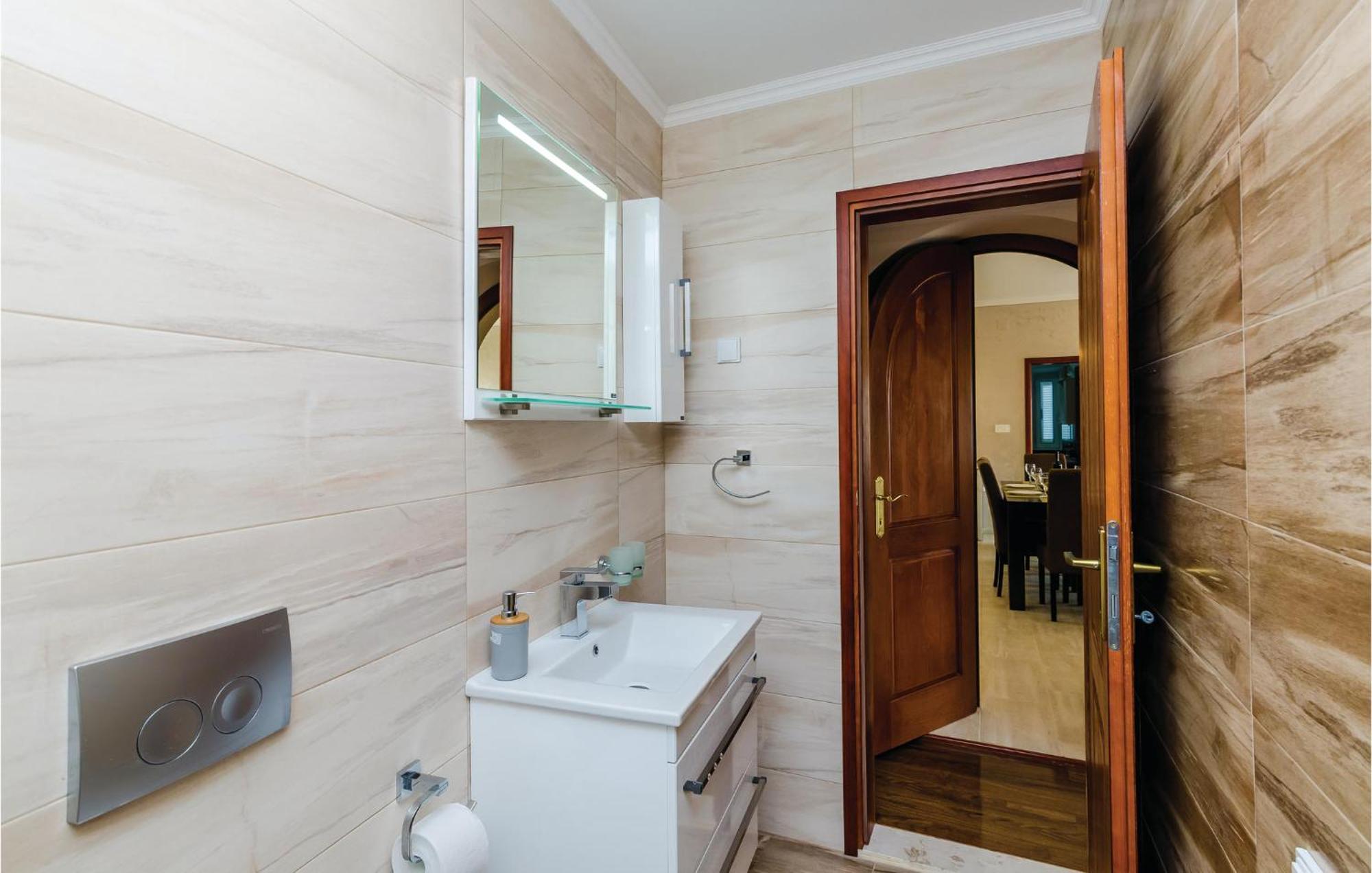 Amazing Home In Herceg Novi With House Sea View Buitenkant foto