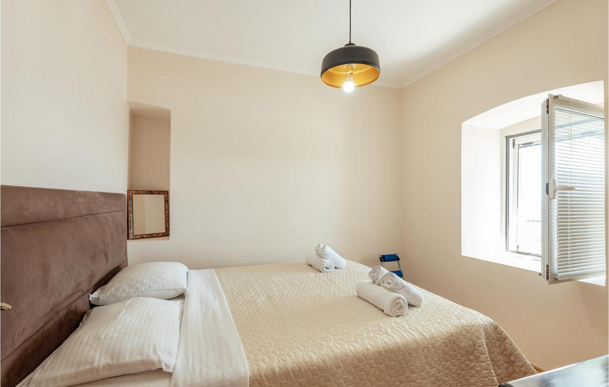 Amazing Home In Herceg Novi With House Sea View Buitenkant foto